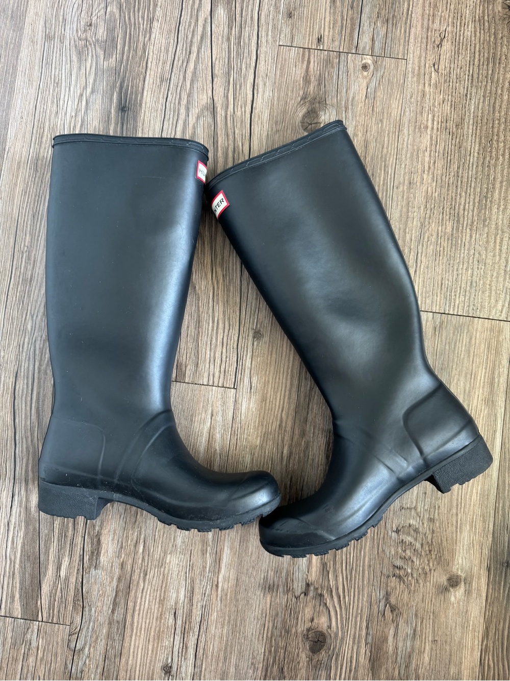 Hunter Tall Matte Black Rain Boots with Side Buckle Size 7 - Picture 5 of 8